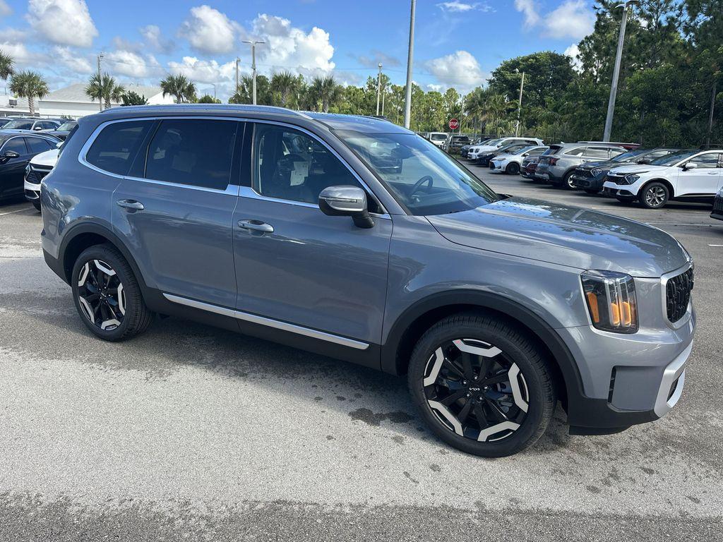 new 2025 Kia Telluride car, priced at $41,708