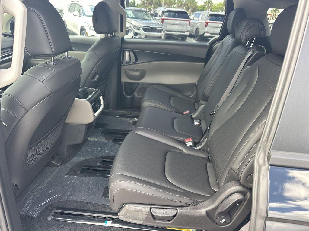 new 2026 Kia Carnival car, priced at $40,478