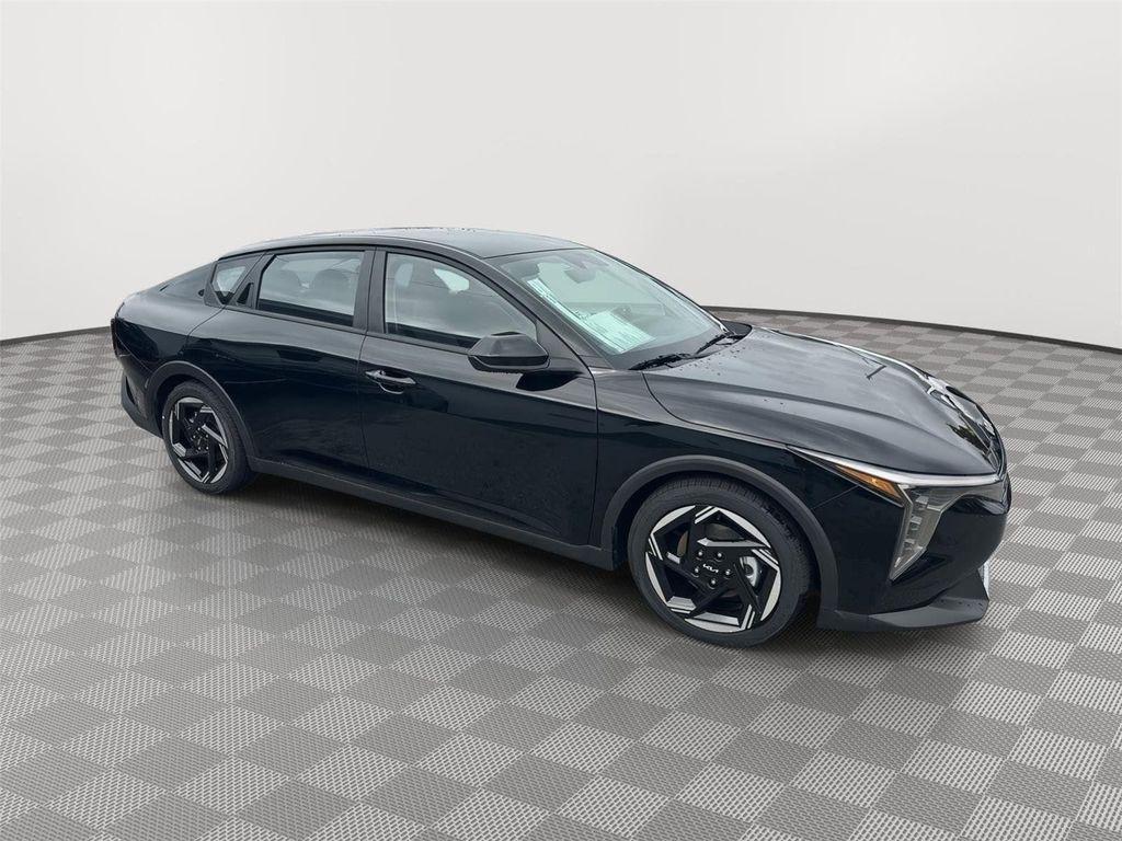 new 2025 Kia K4 car, priced at $24,360