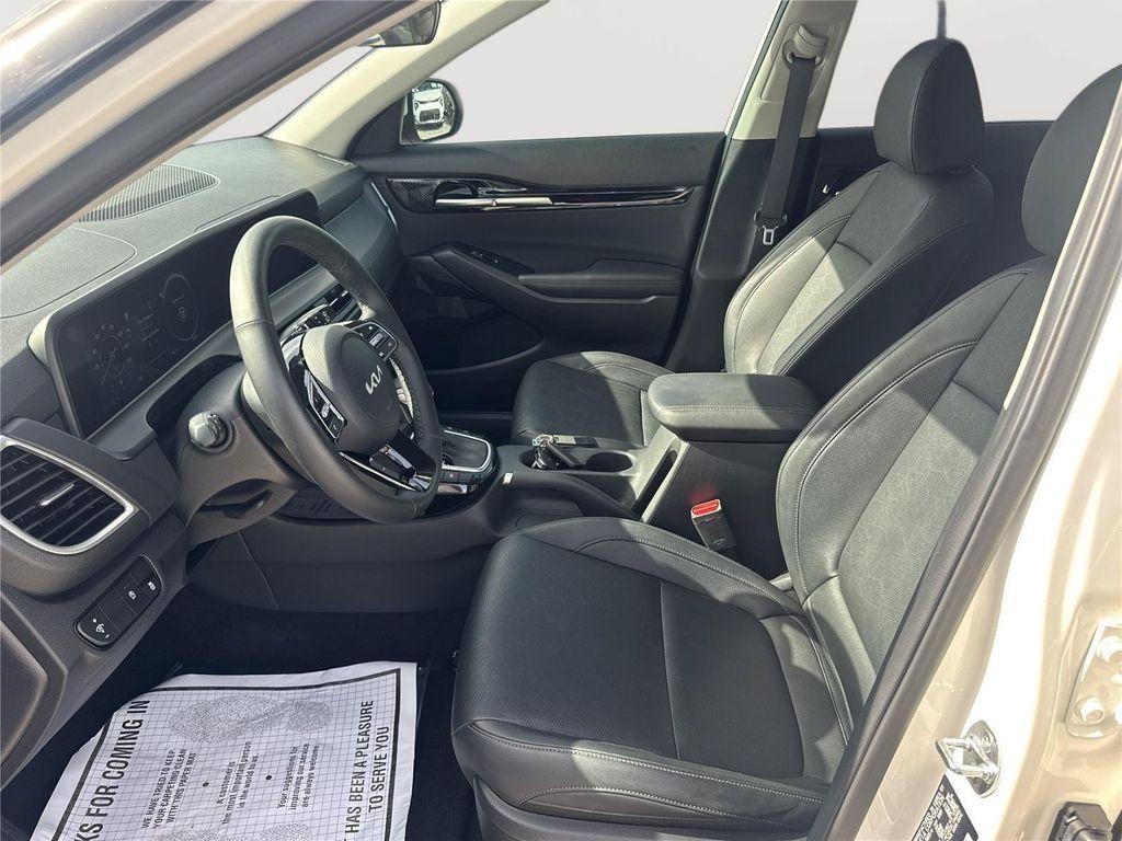 used 2024 Kia Seltos car, priced at $22,952