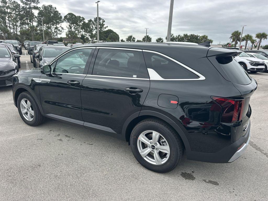 new 2026 Kia Sorento car, priced at $32,961
