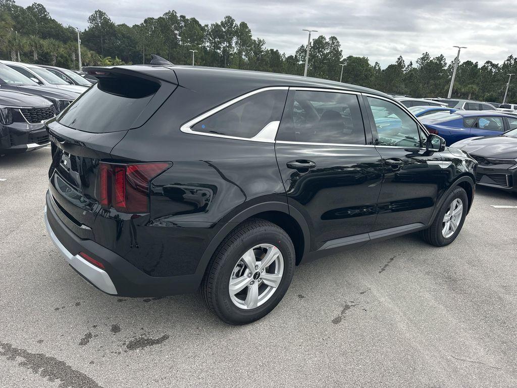 new 2026 Kia Sorento car, priced at $32,961