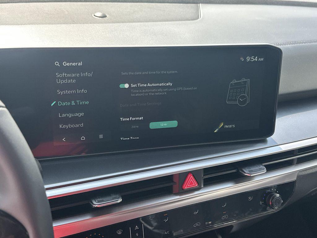 new 2026 Kia Sorento car, priced at $32,466