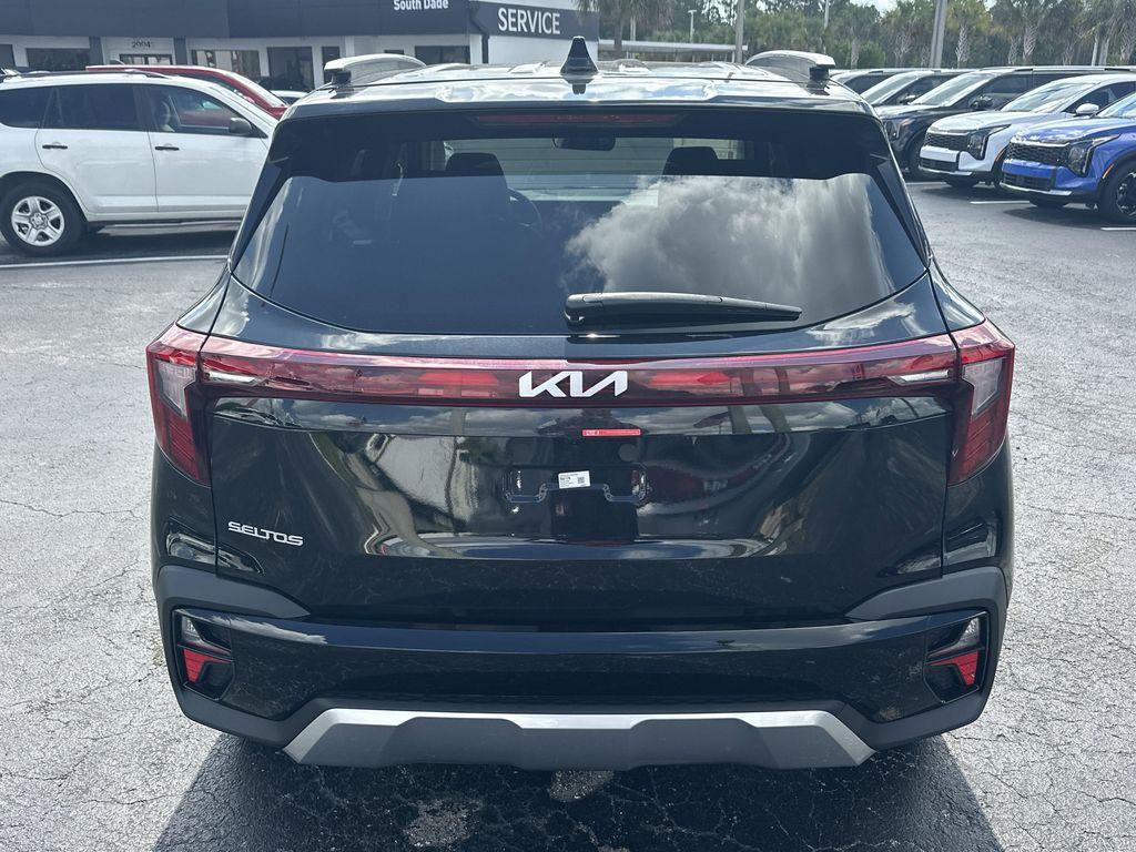 new 2026 Kia Seltos car, priced at $28,048