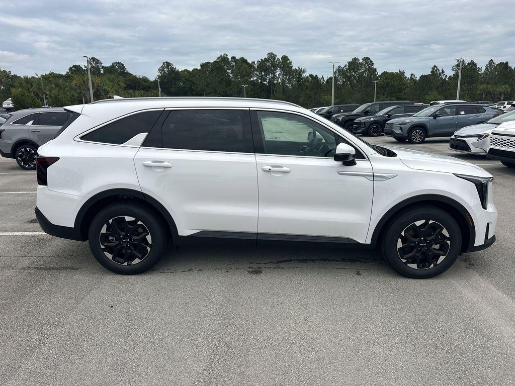new 2026 Kia Sorento car, priced at $35,740