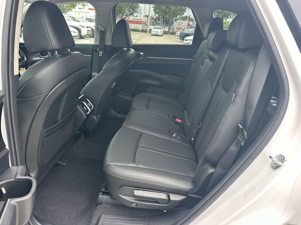 new 2026 Kia Sorento car, priced at $35,740