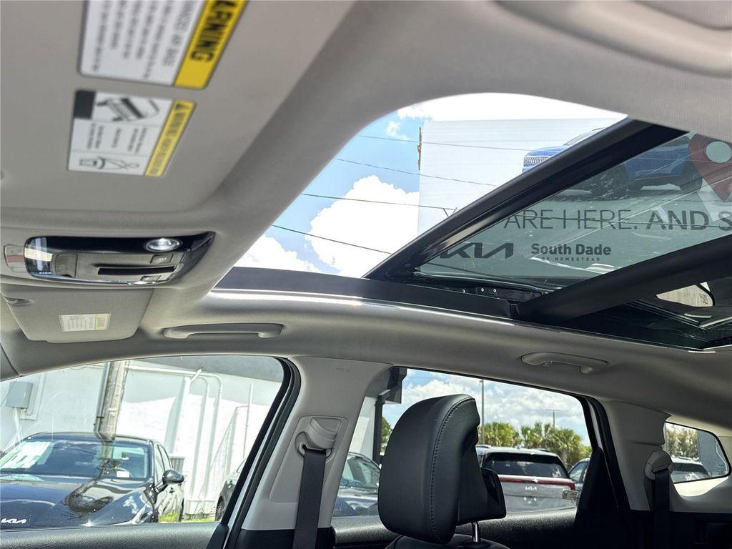 used 2025 Kia Sportage car, priced at $30,146