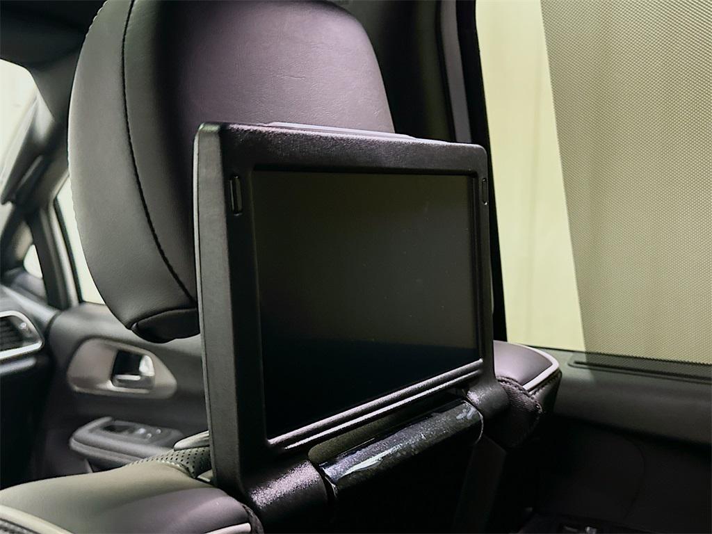 new 2024 Chrysler Pacifica car, priced at $46,102