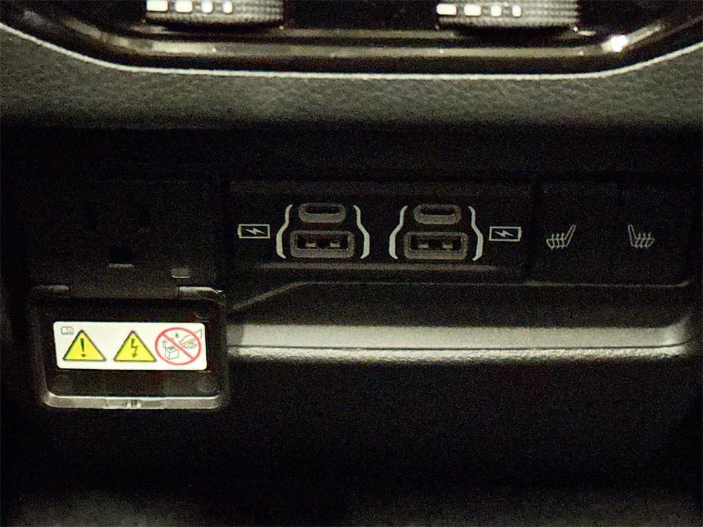 new 2025 Jeep Grand Cherokee car, priced at $47,992