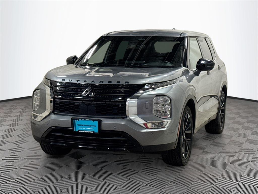 used 2023 Mitsubishi Outlander car, priced at $21,777