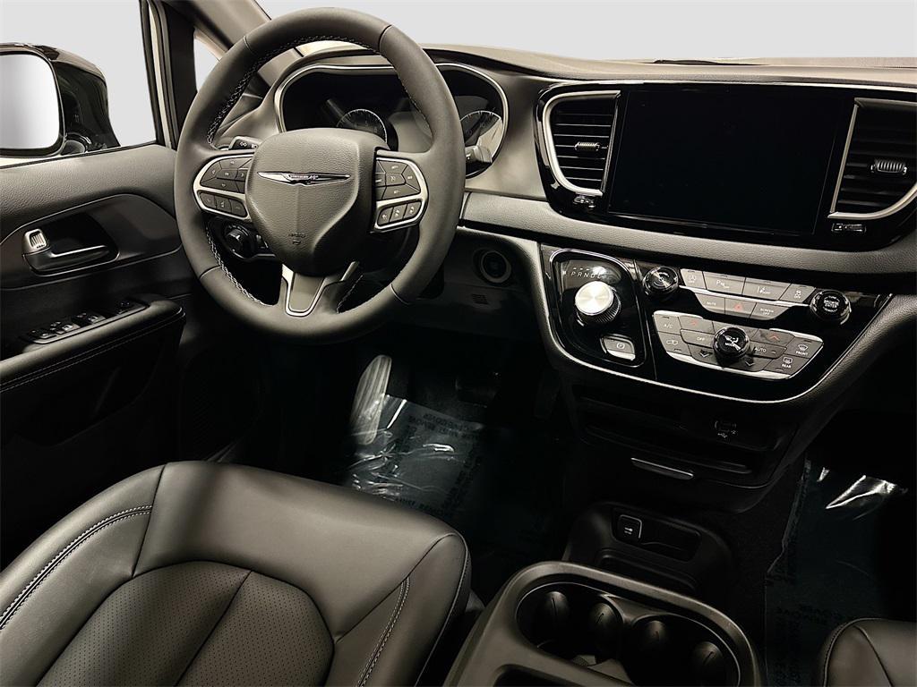 new 2026 Chrysler Voyager car, priced at $39,617