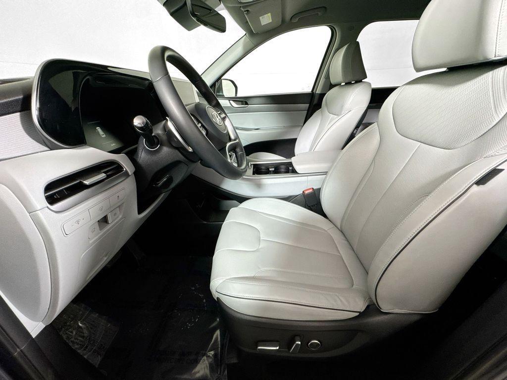 used 2023 Hyundai Palisade car, priced at $33,396