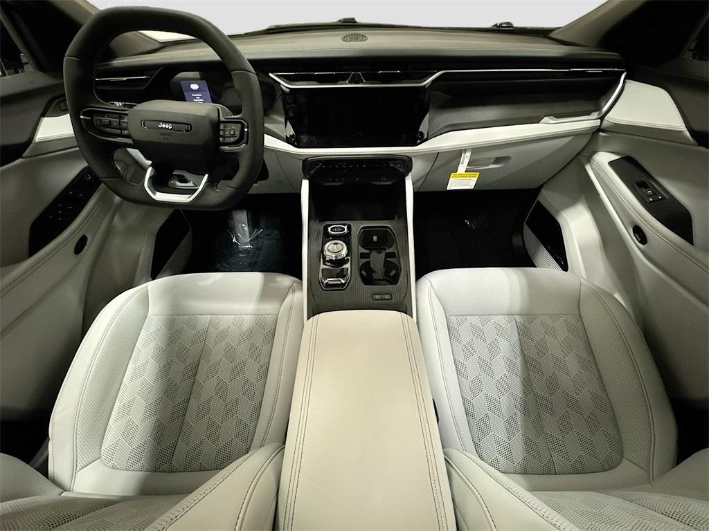 new 2026 Jeep Cherokee car, priced at $44,990