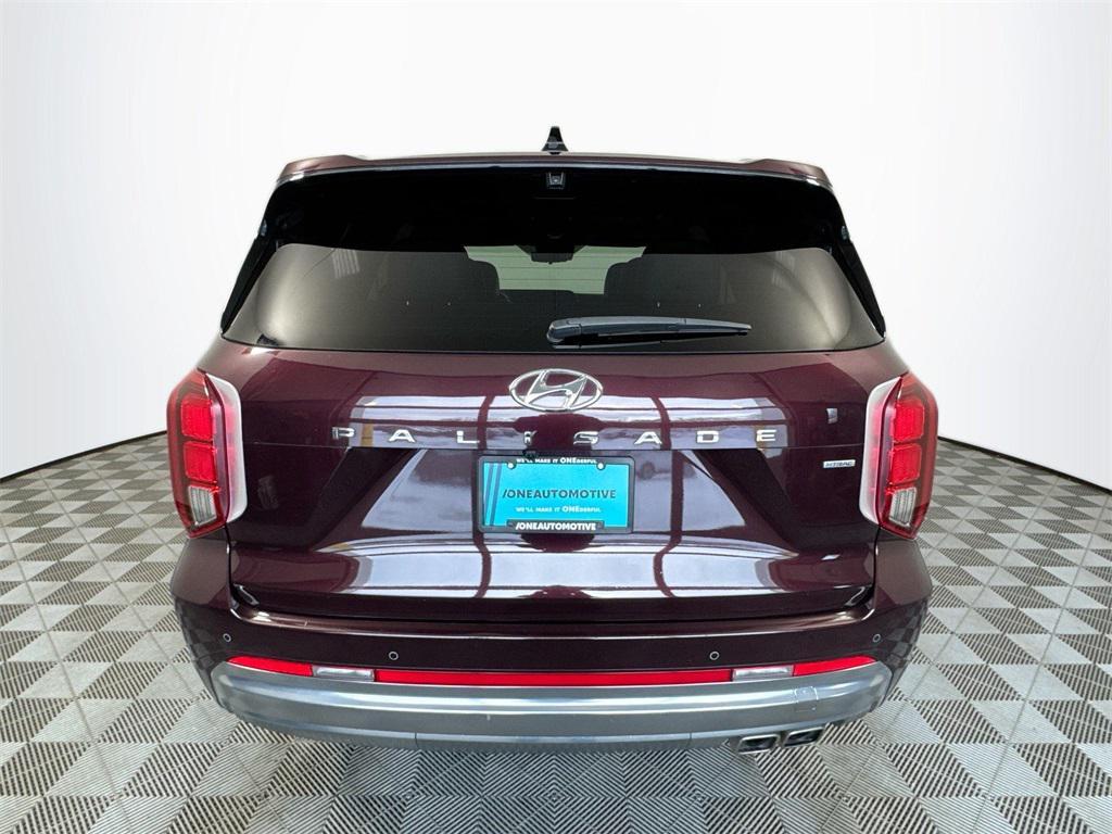 used 2024 Hyundai Palisade car, priced at $37,222