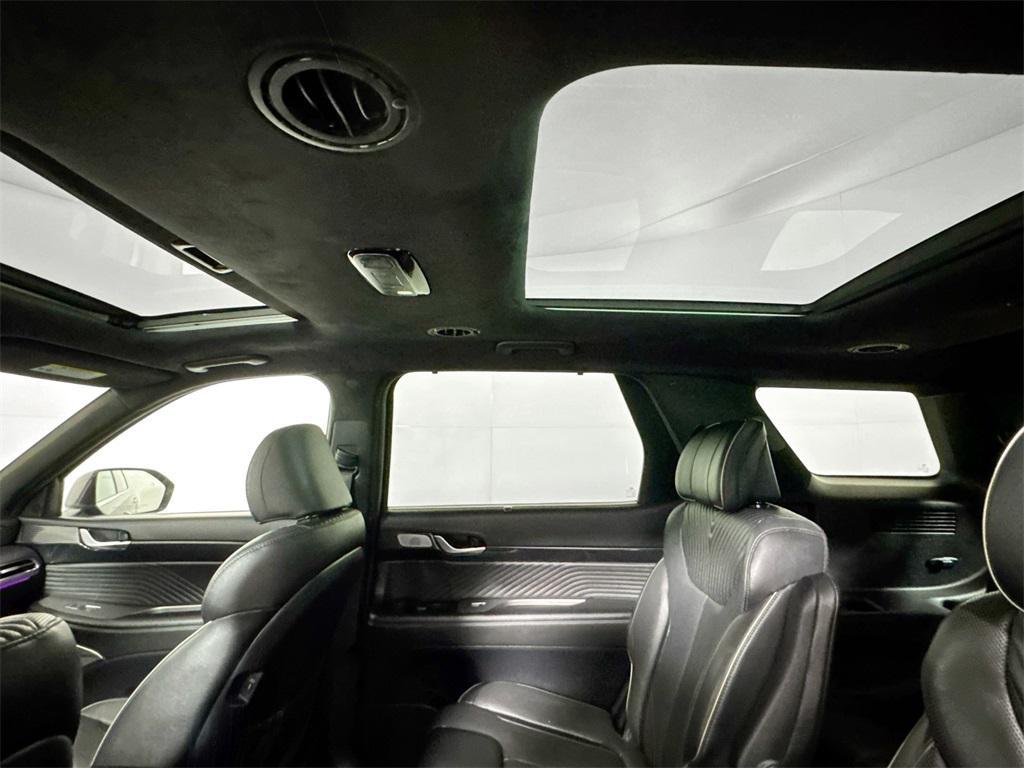 used 2024 Hyundai Palisade car, priced at $37,222