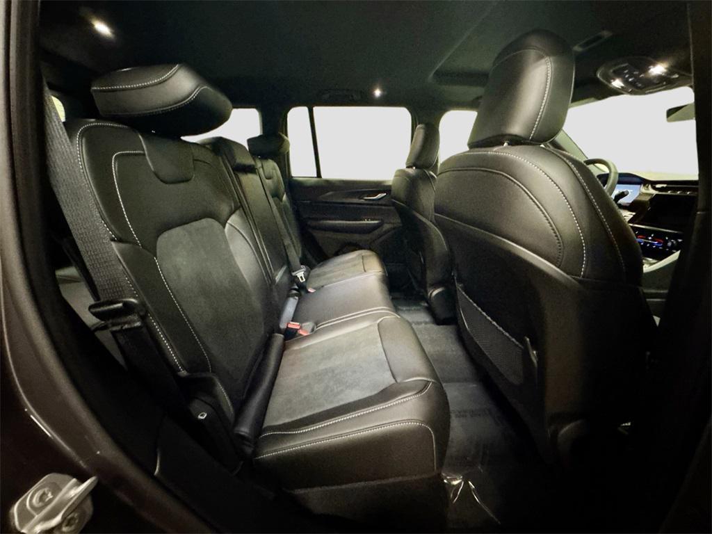 new 2025 Jeep Grand Cherokee car, priced at $42,316