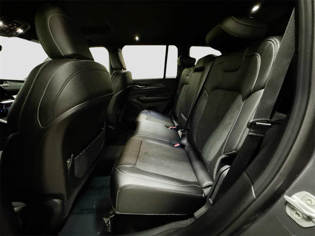 new 2025 Jeep Grand Cherokee car, priced at $42,316