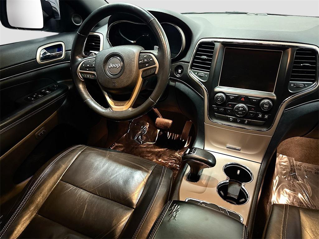used 2015 Jeep Grand Cherokee car, priced at $10,992