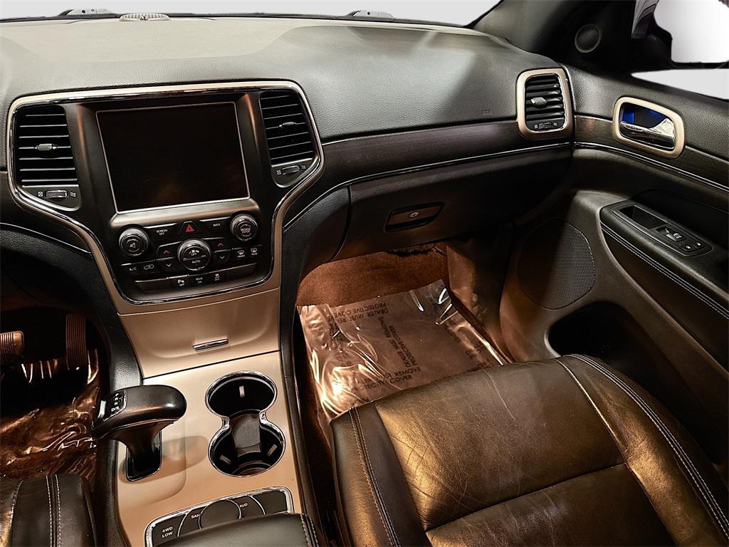 used 2015 Jeep Grand Cherokee car, priced at $10,992