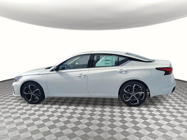 new 2025 Nissan Altima car, priced at $25,980