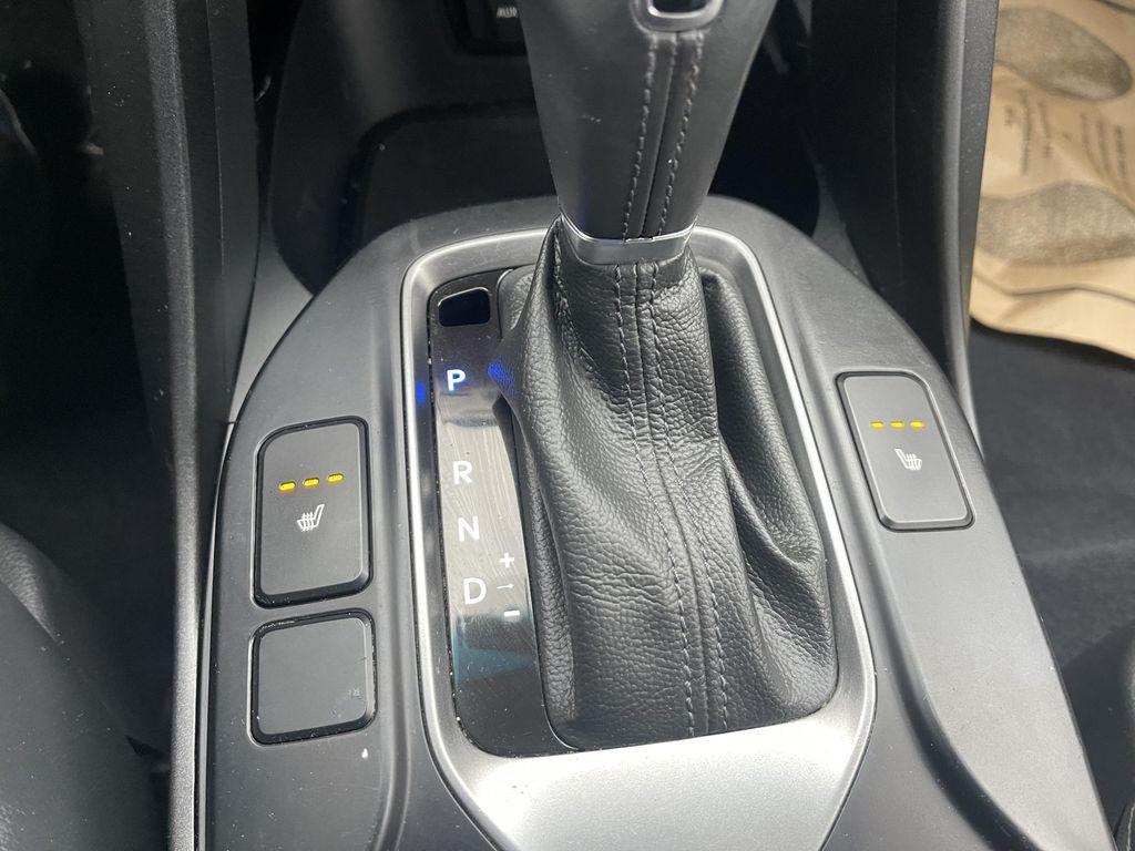 used 2013 Hyundai Santa Fe car, priced at $8,950