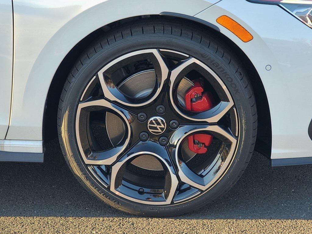 new 2026 Volkswagen Golf GTI car, priced at $43,402