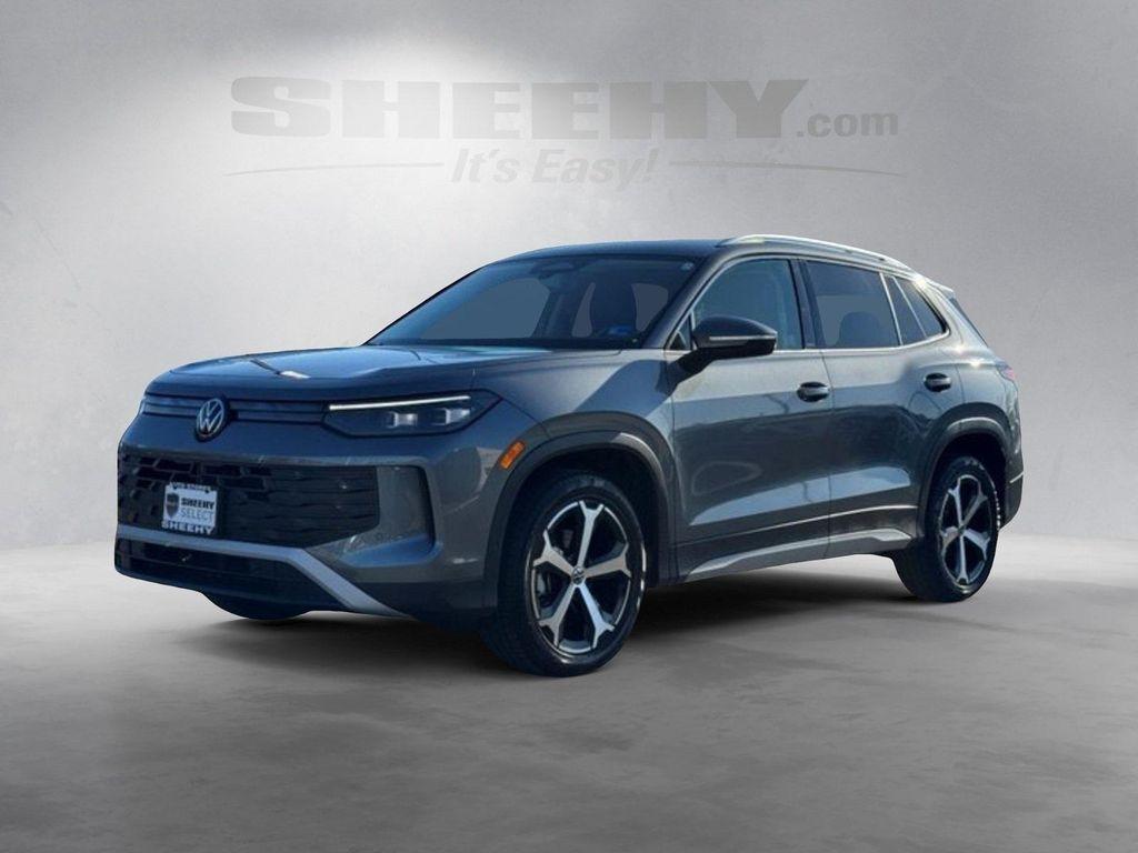 used 2025 Volkswagen Tiguan car, priced at $26,725