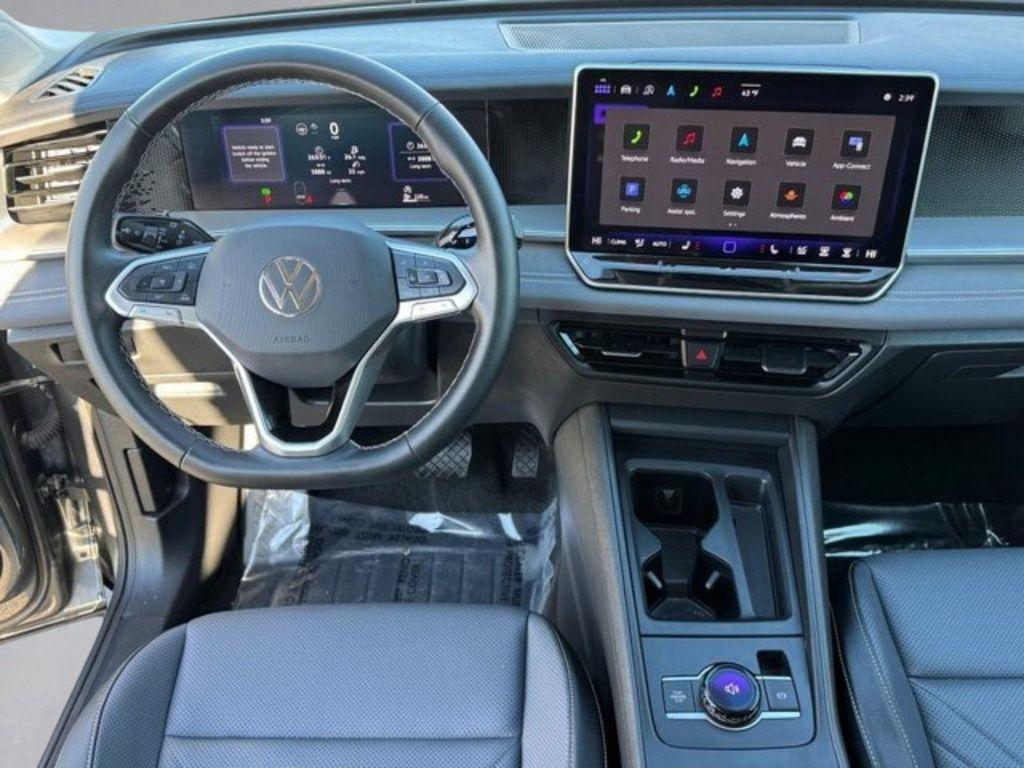 used 2025 Volkswagen Tiguan car, priced at $26,725