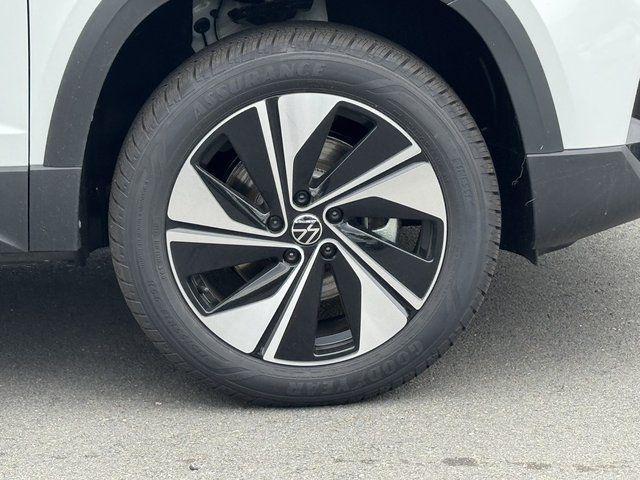 new 2026 Volkswagen Taos car, priced at $32,544