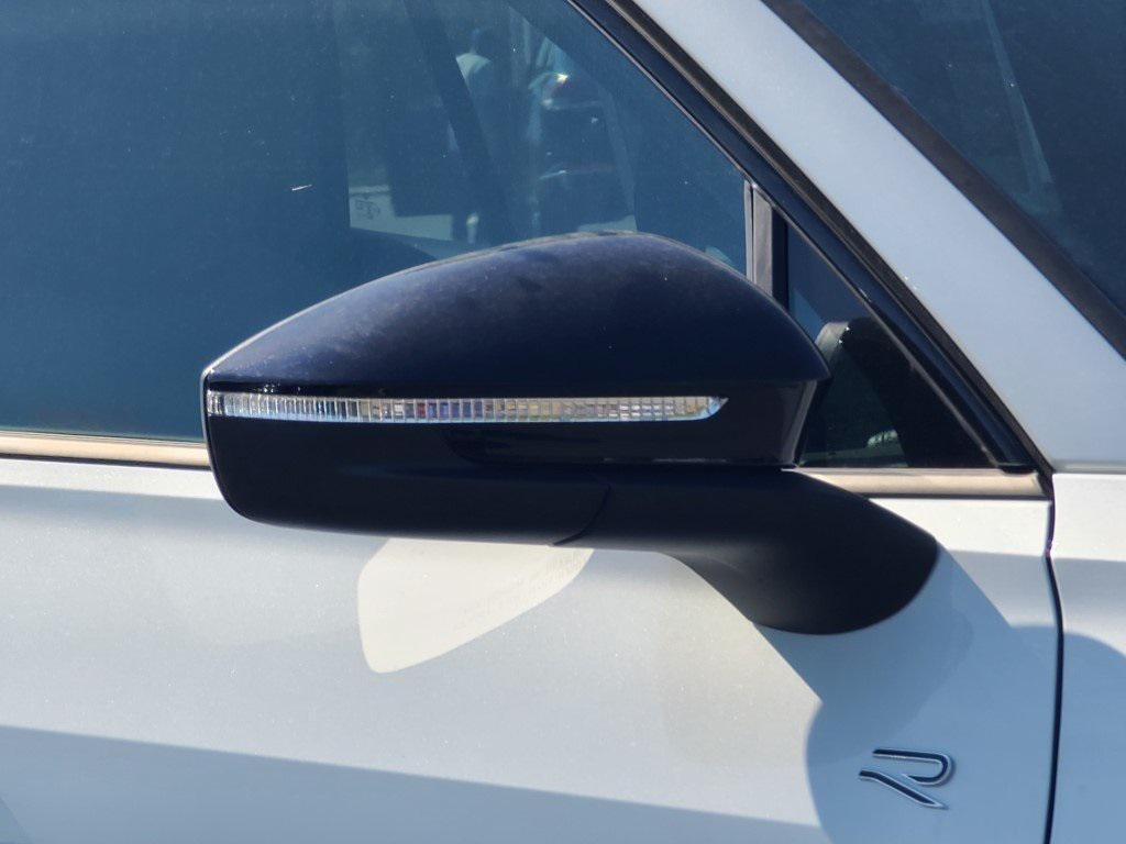 new 2025 Volkswagen Tiguan car, priced at $35,015