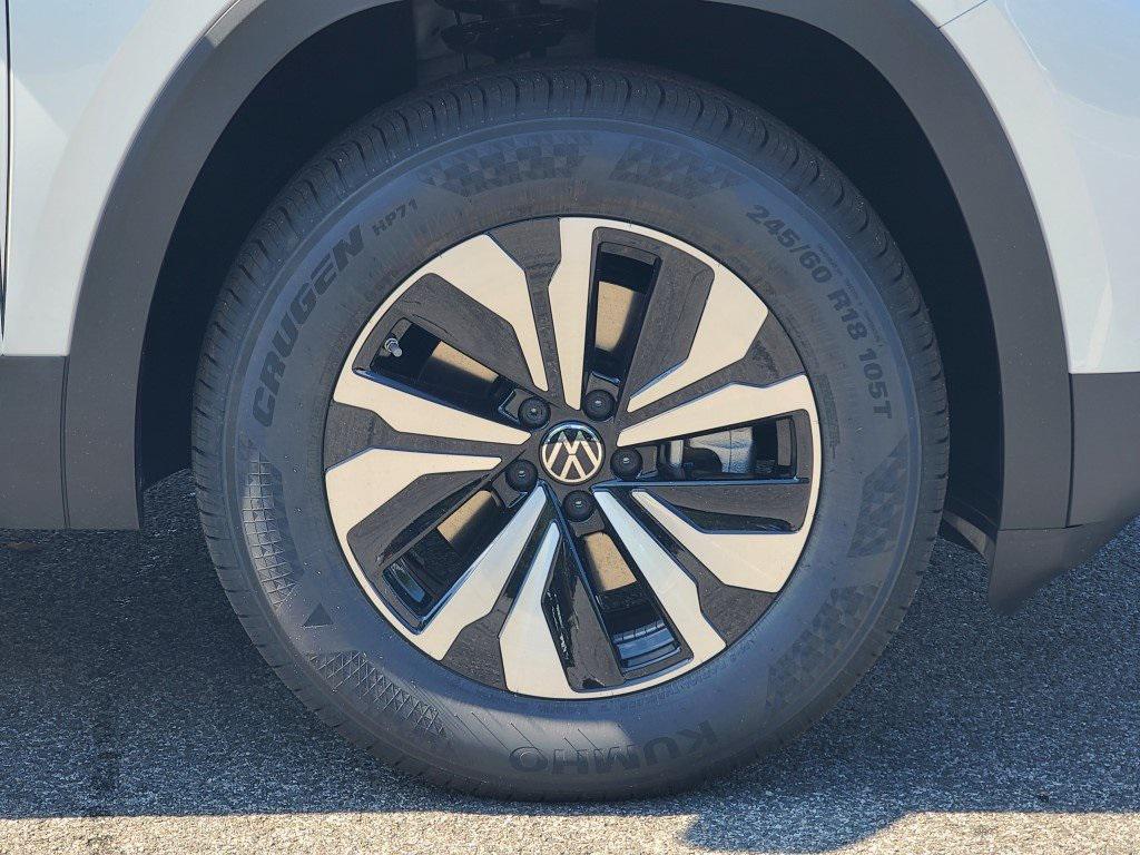 new 2026 Volkswagen Atlas car, priced at $39,365