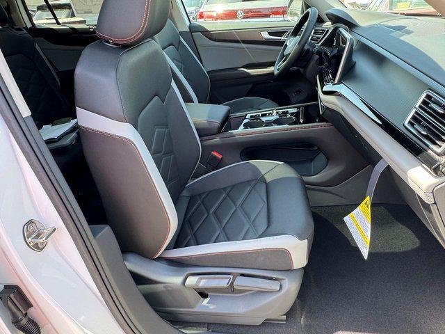 new 2026 Volkswagen Atlas car, priced at $47,803