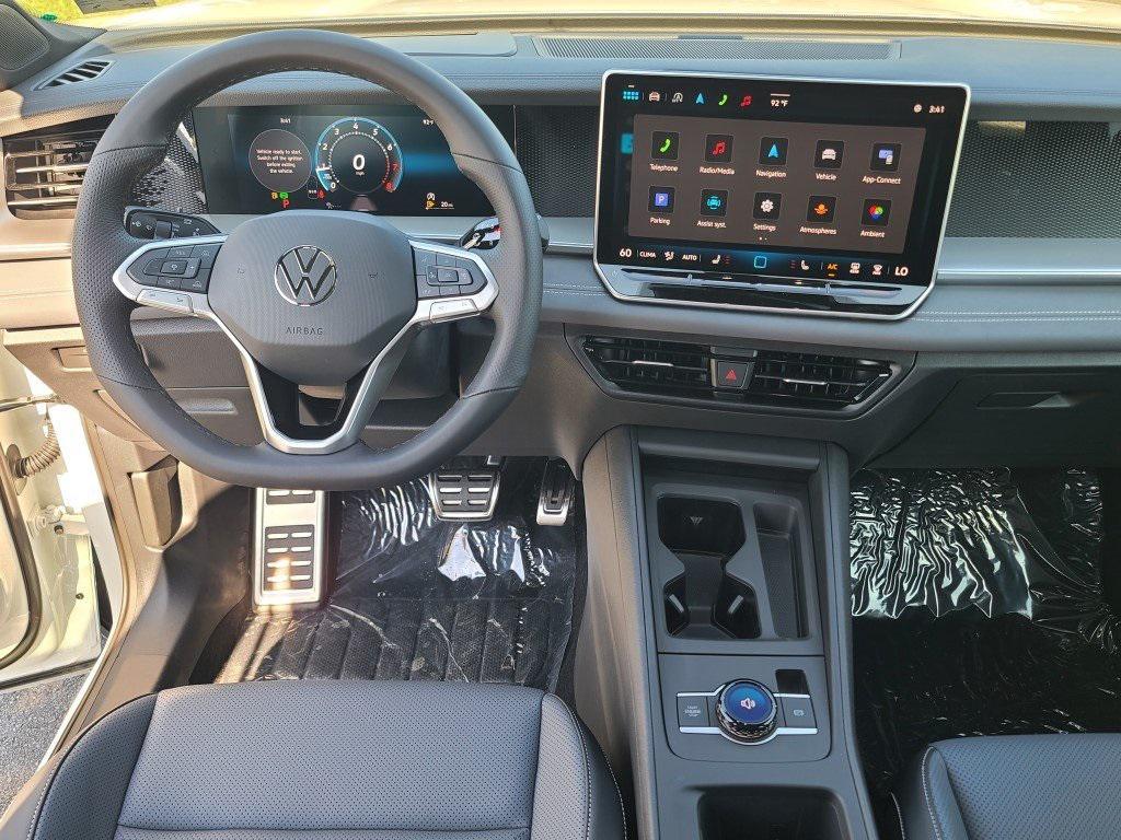 new 2025 Volkswagen Tiguan car, priced at $33,319