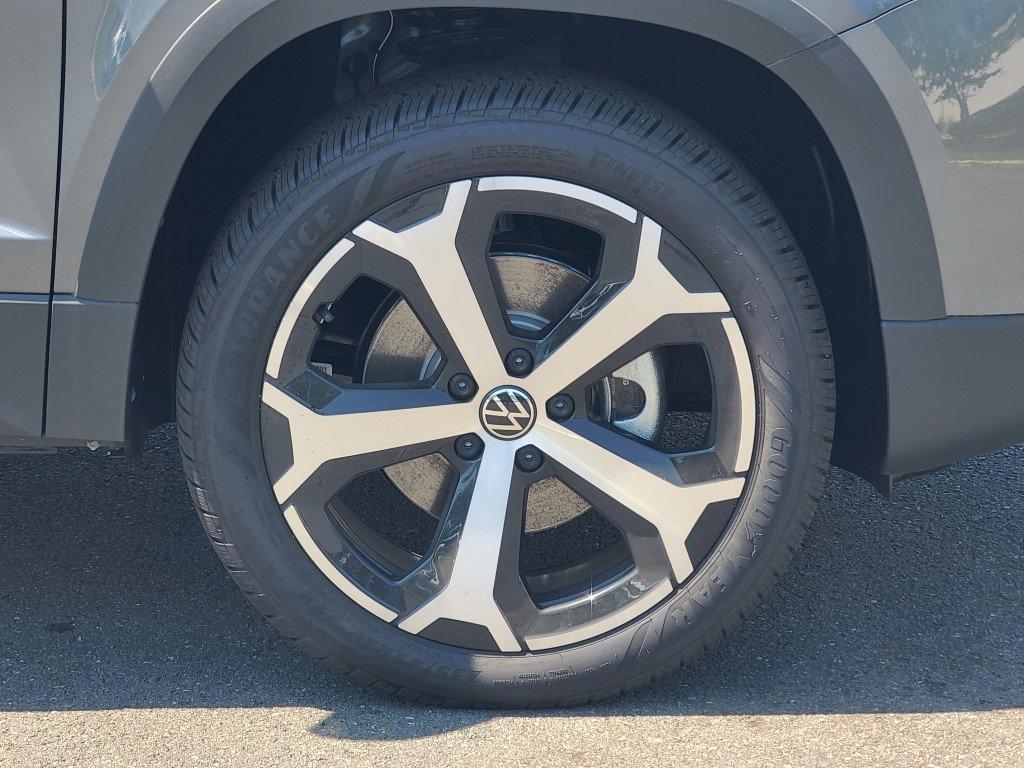 new 2025 Volkswagen Taos car, priced at $28,379