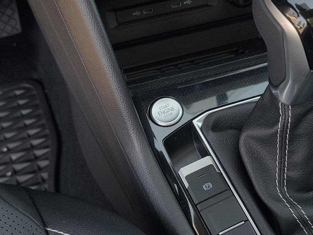 new 2025 Volkswagen Taos car, priced at $28,379