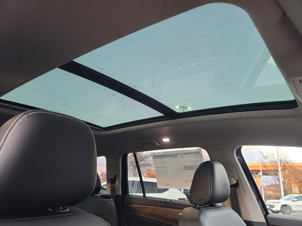 new 2026 Volkswagen Atlas car, priced at $44,473