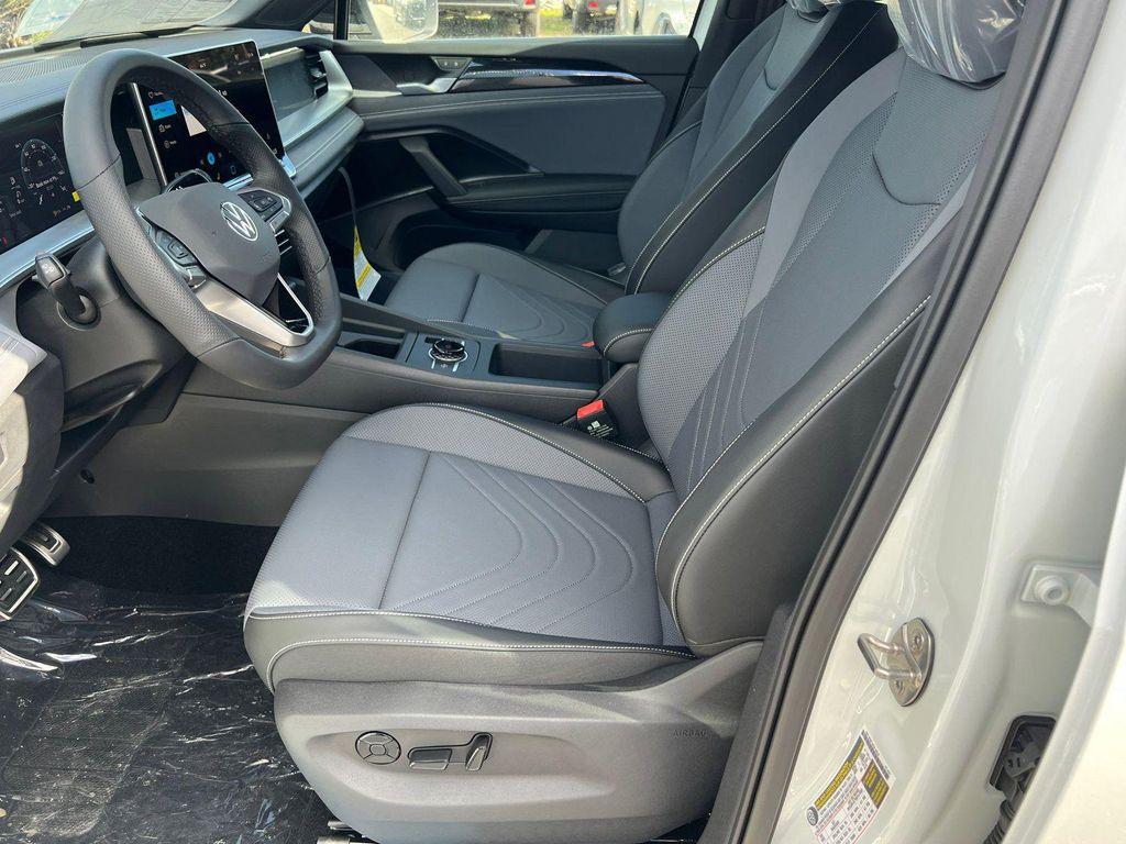 new 2026 Volkswagen Tiguan car, priced at $37,297