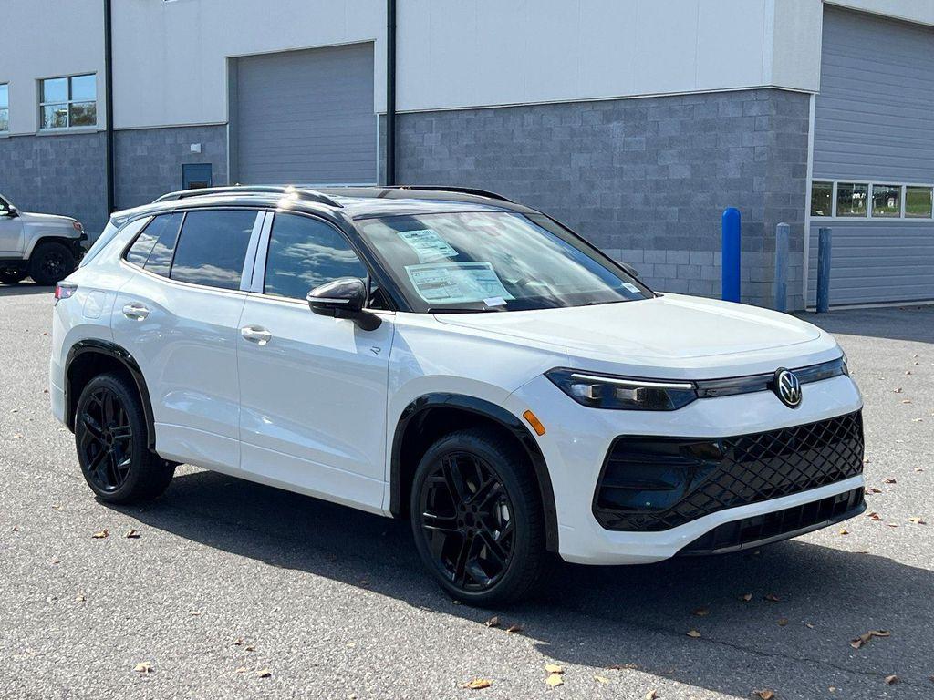 new 2026 Volkswagen Tiguan car, priced at $37,297