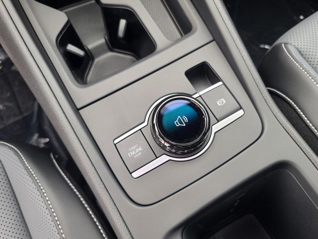 new 2025 Volkswagen Tiguan car, priced at $33,078