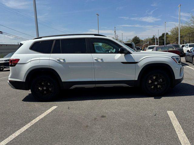 new 2026 Volkswagen Atlas car, priced at $45,177