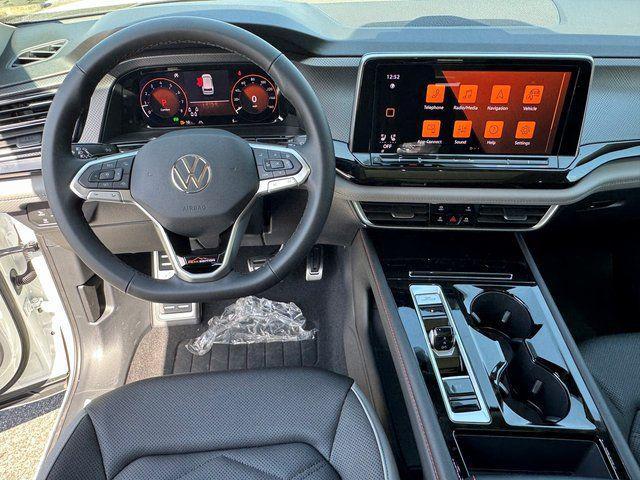 new 2026 Volkswagen Atlas car, priced at $45,177