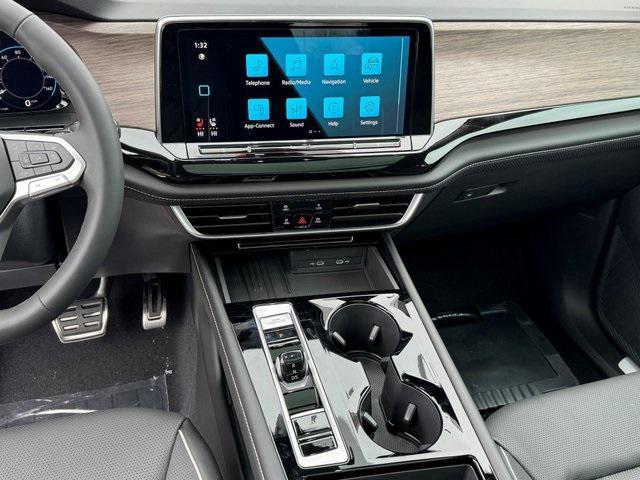 new 2026 Volkswagen Atlas car, priced at $52,594