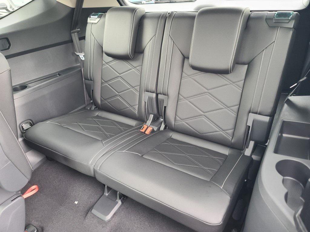 new 2026 Volkswagen Atlas car, priced at $43,197