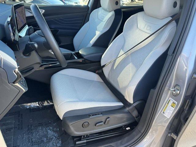 used 2024 Volkswagen ID.4 car, priced at $26,500