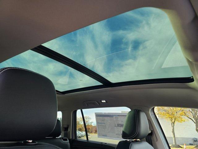 new 2026 Volkswagen Atlas car, priced at $47,749