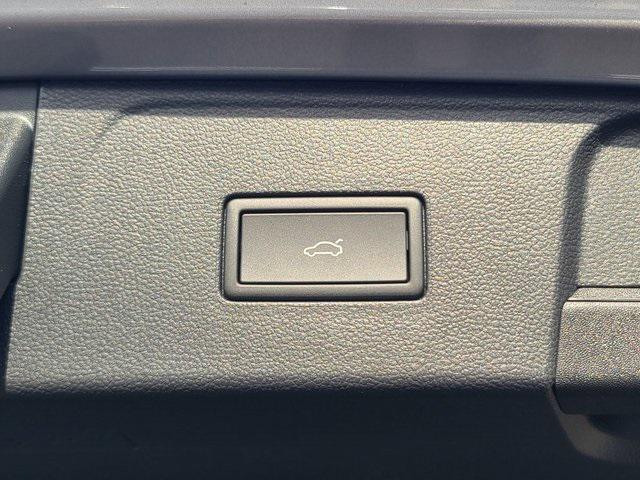 new 2026 Volkswagen Atlas car, priced at $47,749