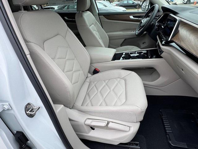 new 2026 Volkswagen Atlas car, priced at $43,878