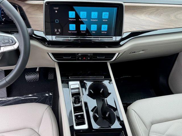 new 2026 Volkswagen Atlas car, priced at $43,878