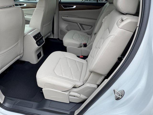 new 2026 Volkswagen Atlas car, priced at $43,878