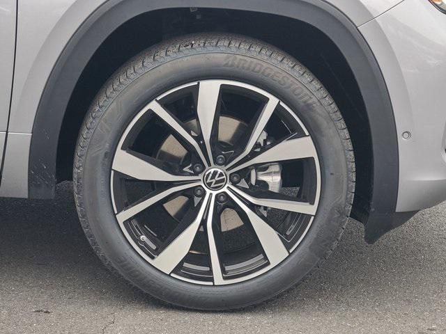 new 2026 Volkswagen Atlas car, priced at $51,996